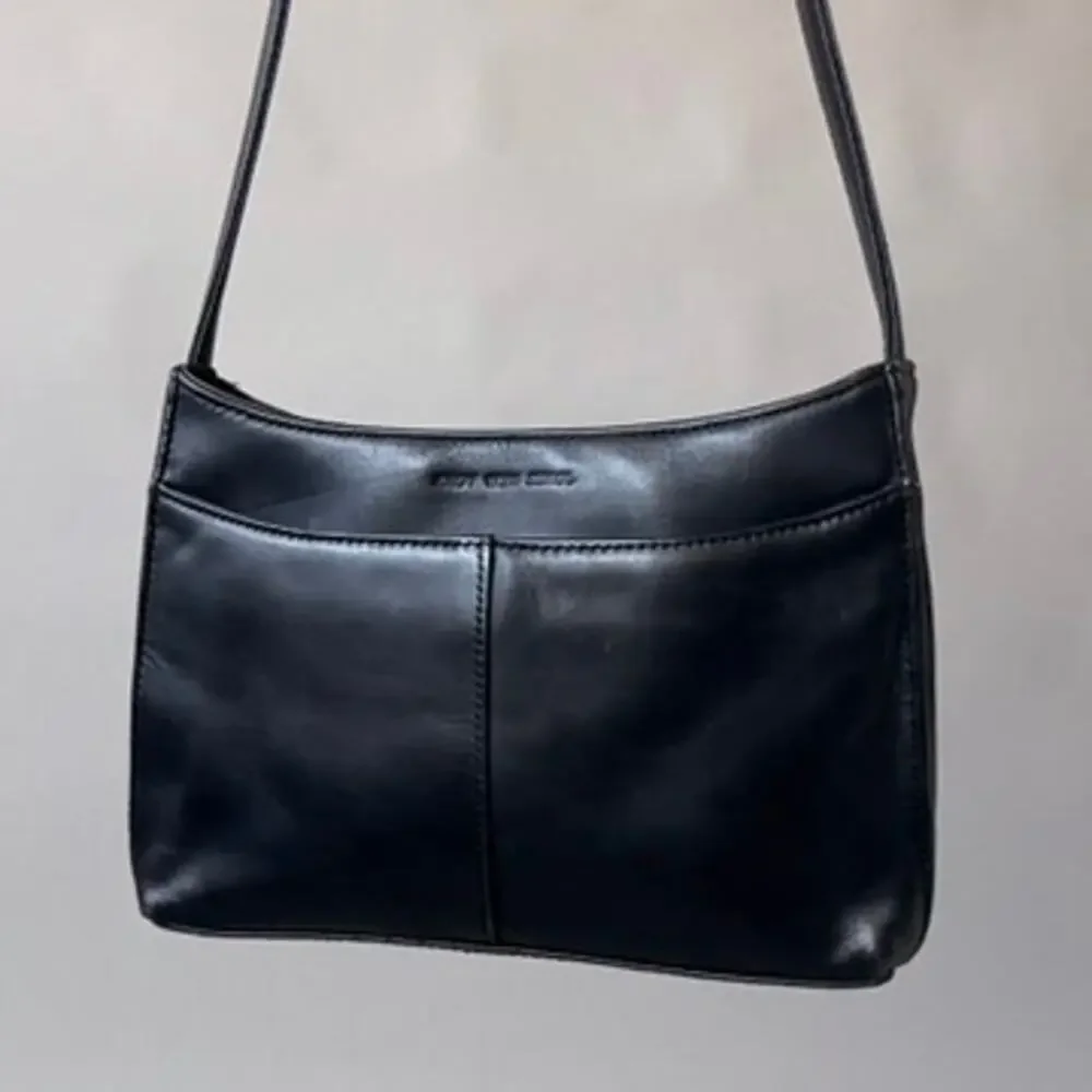 Vintage Jones New York Black Leather Shoulder Bag - 90s